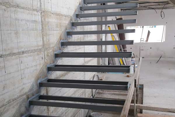 Serralharia Farrau - Escadas Ferro