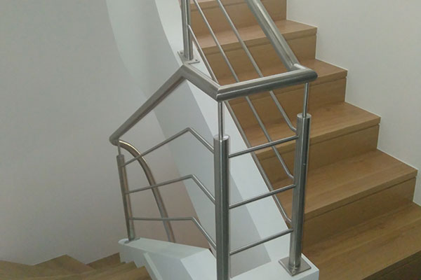 Serralharia Farrau - Guardas Inox